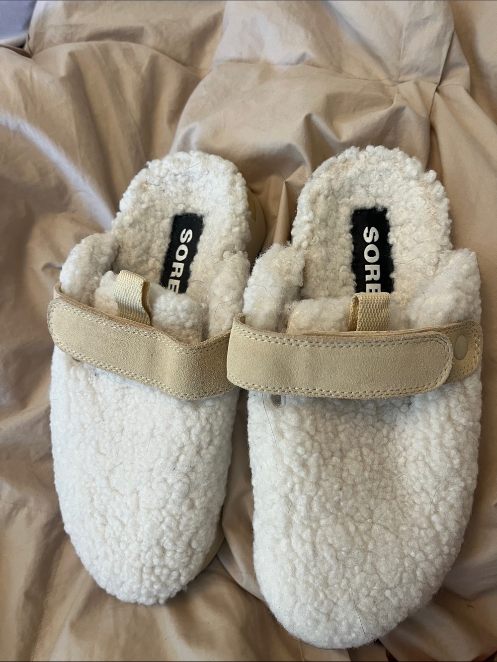Sorel Plush Sherpa Slide Mules in Cream and Tan